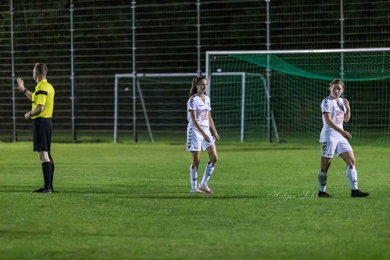 Bild 219 - Frauen SV Henstedt Ulzburg - Wellingsbuettel : Ergebnis: 11:1